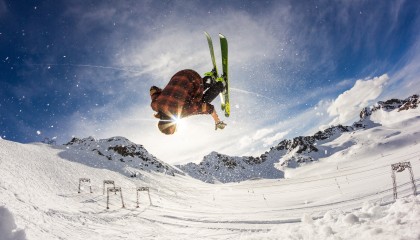 九游娱乐官网 (jiuyou)-《守望先锋》赛事观众学历分布：高学历观众的电竞认知与态度，守望先锋联赛2021人员变动