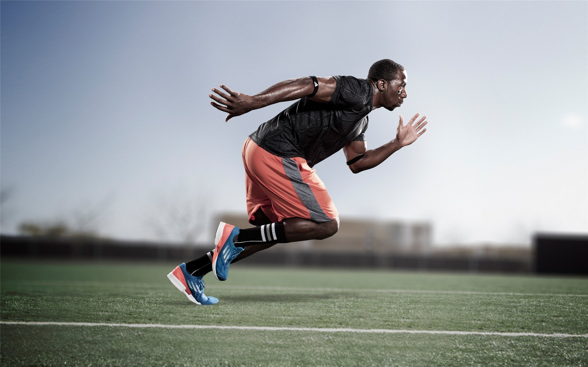 免费青少年足球培训项目多地启动，普及率不断提高，青少年足球培训 国家补贴